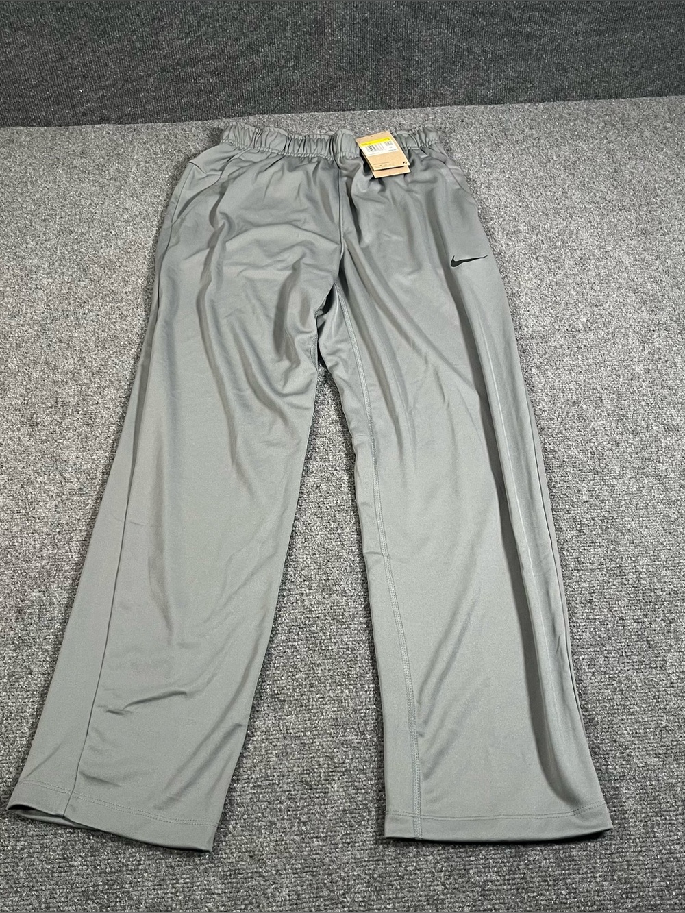 Nike Dri Fit Pants Men’s Small Gray Athletic Performance Gym Wear Training NWT
